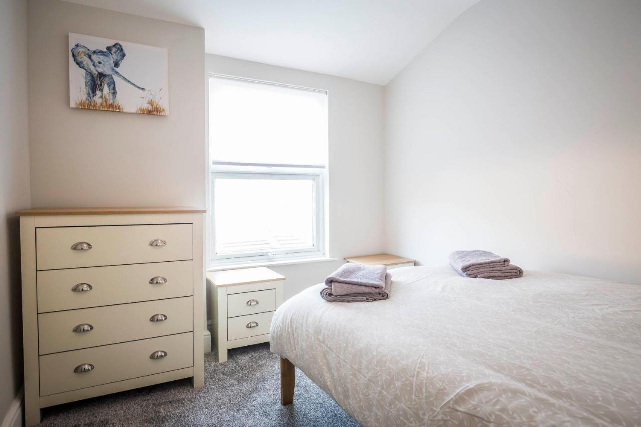 Spacious, Modern 4 Bed House Close To City Centre 체스터 외부 사진