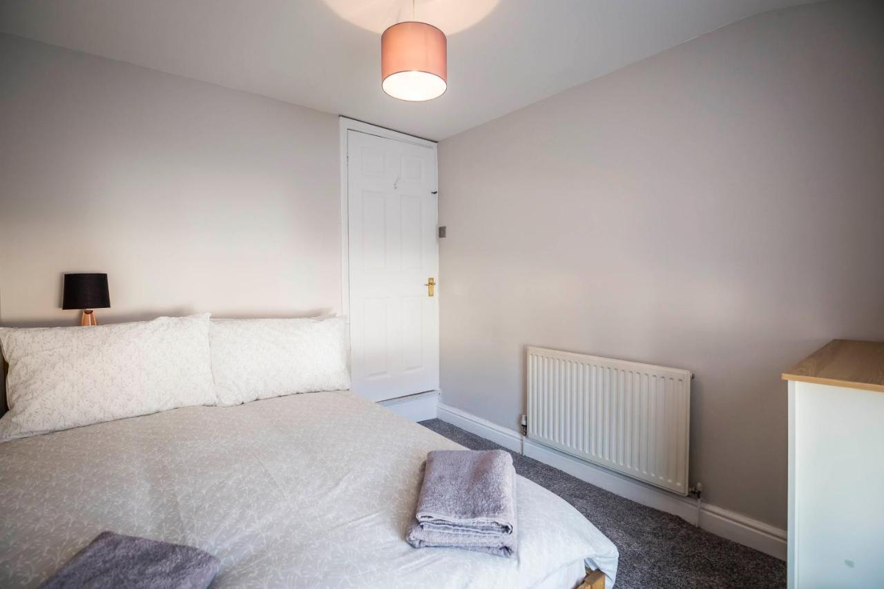 Spacious, Modern 4 Bed House Close To City Centre 체스터 외부 사진