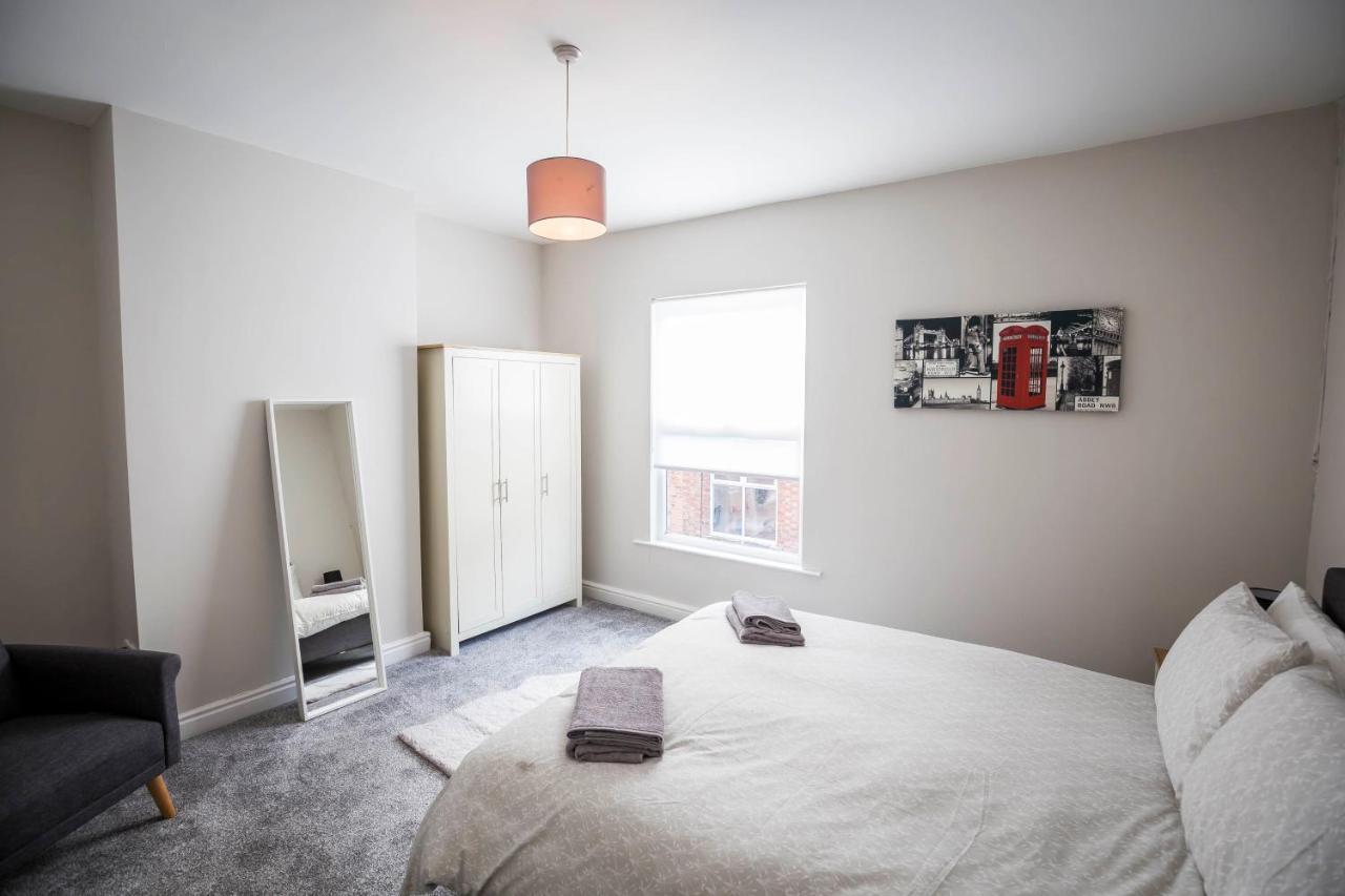 Spacious, Modern 4 Bed House Close To City Centre 체스터 외부 사진